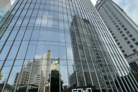 SOHO东海广场高区176全新装修办公室出租