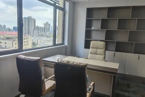 6号线甲级写字楼银亿滨江115精装修带家具出租