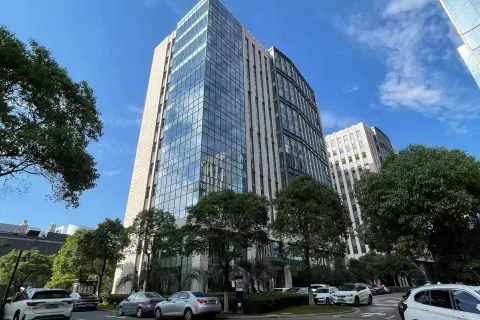 周浦万达附近 - 市级孵化器 - 精装全配 - 安静舒适不嘈杂