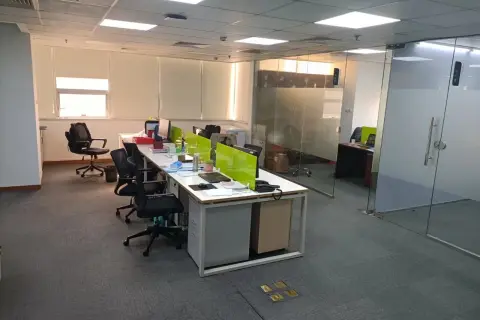 南京东路优惠办公楼出租 - 298带装修带家具