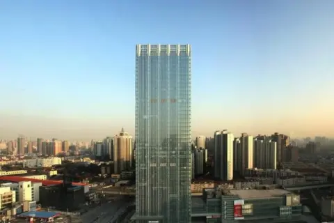 普陀地标写字楼 - 长城大厦142精准修配家具拎包入驻办公