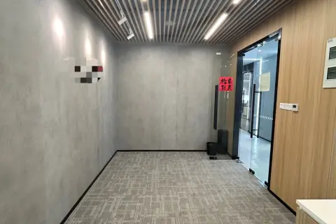 普陀国企园区 - 地铁上盖 - 180平精装办公室爽快出租