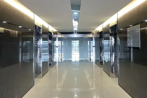 独立整层 - 金桥2000平带家具办公 - 配套齐全 - 办公舒适