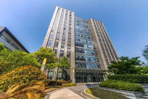 金桥地标园 - 高层无遮挡 - 园林园区 - 配套丰富 - 地铁方便 - 整层2000平