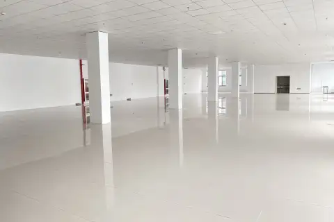 金桥高配研发厂房 - 建筑风格大气简约 - 环境优雅 - 1500平私密整层出租