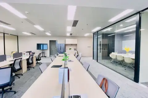 普陀大渡河路 - 精装260平双面采光办公室 - 拎包入住