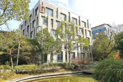金桥地标 - 超大型园区 - 成熟配套300平研发办公空缺出租
