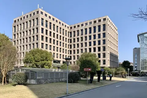 金桥小而精细 - 研发实验办公楼出租 - 享受双地铁 - 300平