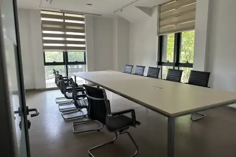 浦江地铁口项目 - 整层精装修总部办公 - 省去装修 - 一键入驻
