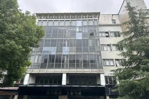 颛桥精装修办公室550平仅1.3元出租