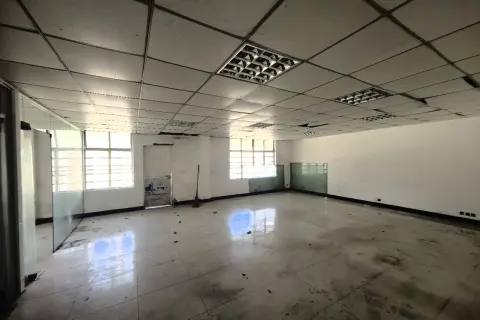 马桥东川路2988号烨博