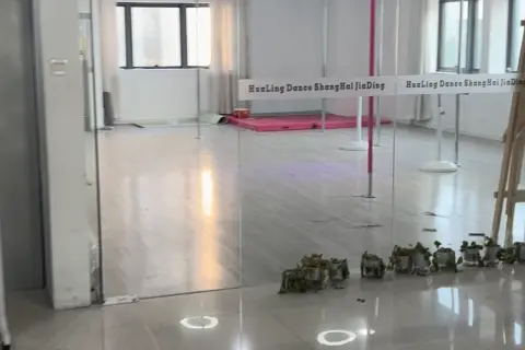 嘉定南翔万城银座300平现成舞蹈培训教室出租