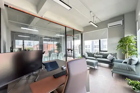 闵行莘庄精装办公厂房 - 最低1.3元 - 全景落地窗 - 办公舒适