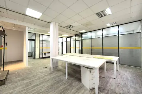 闵行七宝嘉乐商务中心170平精装修办公室出租