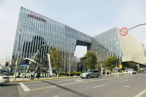 虹桥万科中心
