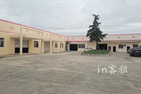 周浦3300平厂房仓库出租，600平起租面积可分割，业态不限