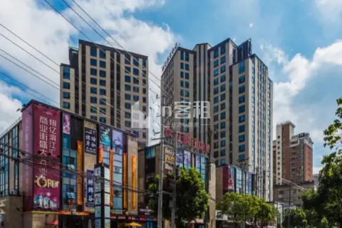 银亿滨江中心