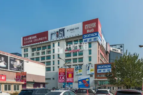 百安居浦东商务大厦